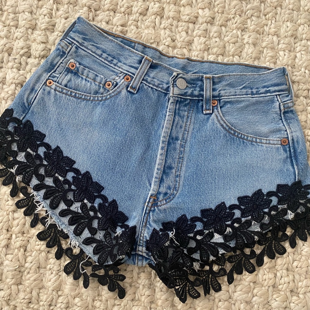 Levi Strauss Lace Denim Cut-Off Shorts Size 25/26